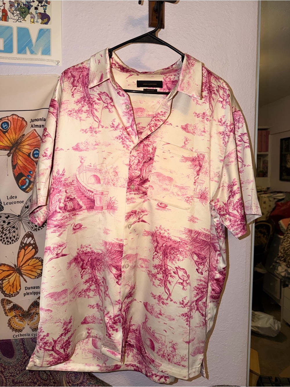 Short-Sleeve Pink Toile Print Shirt -